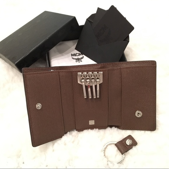 MCM Key Holder Case - Black - Picture 2 of 3